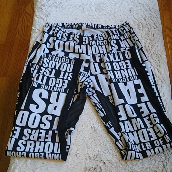 Touch Me Leggings - Picture 6 of 10